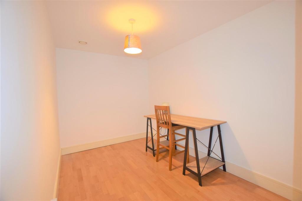 Renaissance Quarter, Cumberland Street 1 bed apartment £800 pcm (£185 pw)