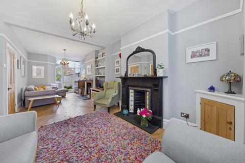 15 Tennyson Road, Kettering, NN16 0DD