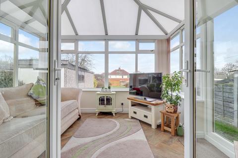 16 Hillside Road, Ackworth, Pontefract, WF7 7NJ