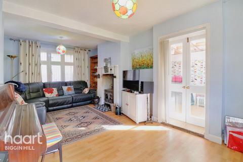 The Warren Cudham Road, Tatsfield, Westerham, TN16 2NS