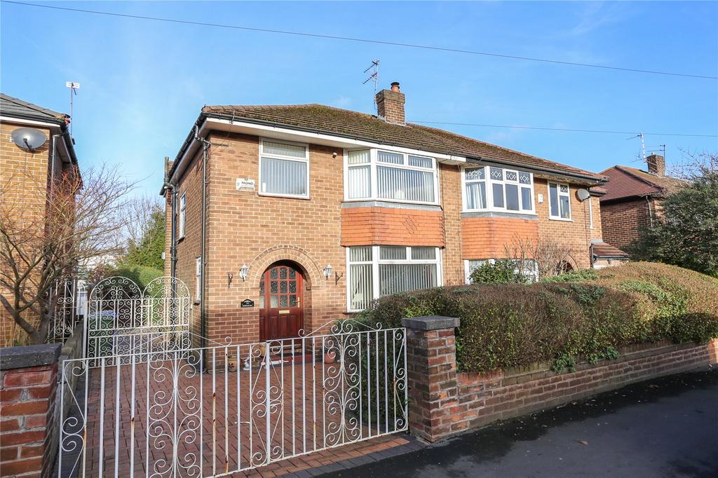 Buckingham Road, Heaton Moor... 3 bed semidetached house £420,000