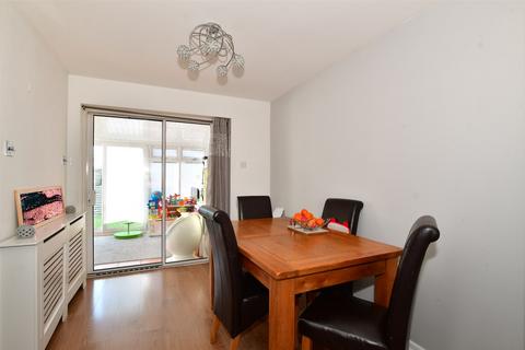 17 Cranmere Court, Strood, Rochester, ME2 4SF