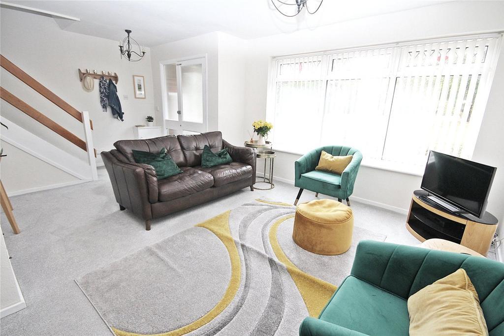 Bluebell Close, Flitwick, Bedford... 3 bed end of terrace house £325,000