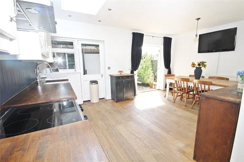50 Ampthill Road, Flitwick, Bedford, MK45 1AY