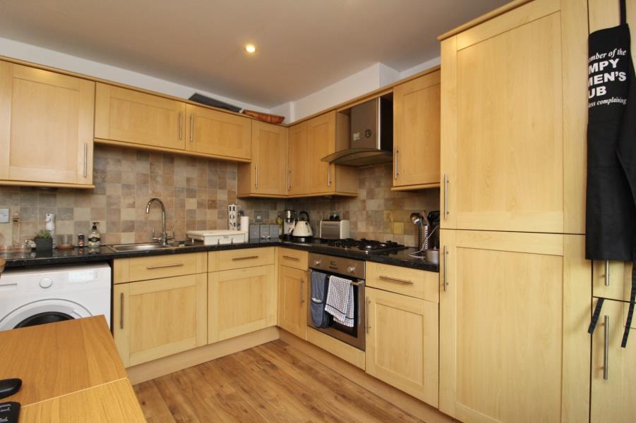 Lancaster Court, Boroughbridge, York... 2 bed apartment £750 pcm (£