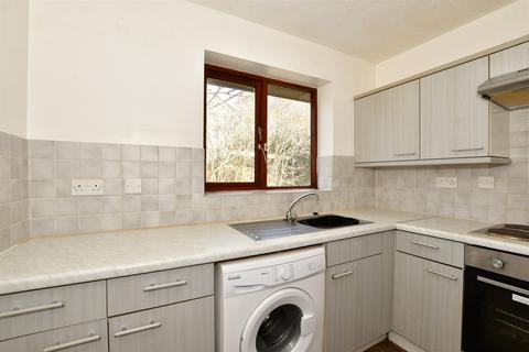 Flat 7, Chaffinch Lodge Mayfield Avenue, Dover, CT16 2QS