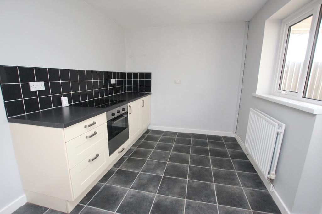 Sherdley Park Drive, Sherdley Park... 3 bed semidetached house £775