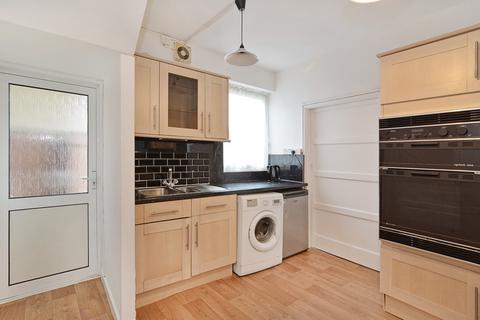 3 bedroom terraced house to rent - Abersham Road, Dalston