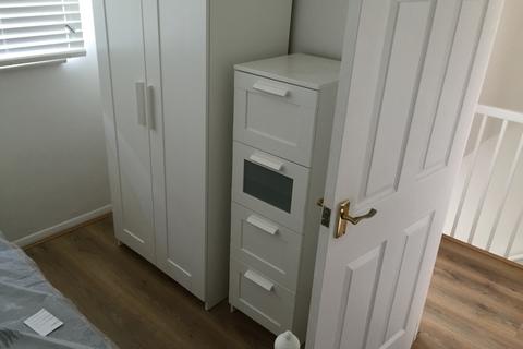 62 Cliff Walk, London, E16 4HN