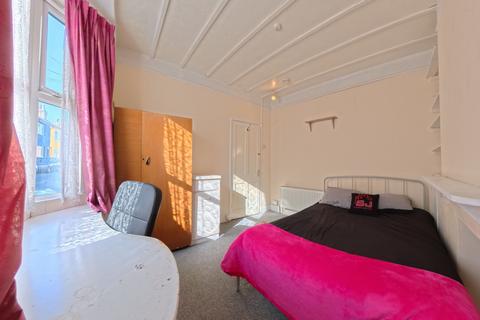4 bedroom house to rent, Washington Street, Brighton BN2