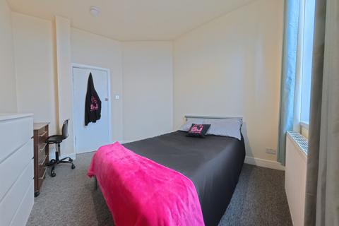 4 bedroom maisonette to rent, Coombe Road, Brighton BN2