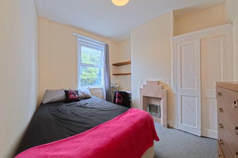 5 bedroom terraced house to rent, Viaduct Road, Brighton BN1