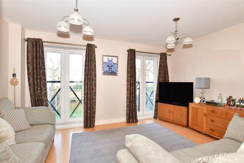 3 bedroom townhouse for sale - Norwich Crescent, Chadwell Heath, Essex