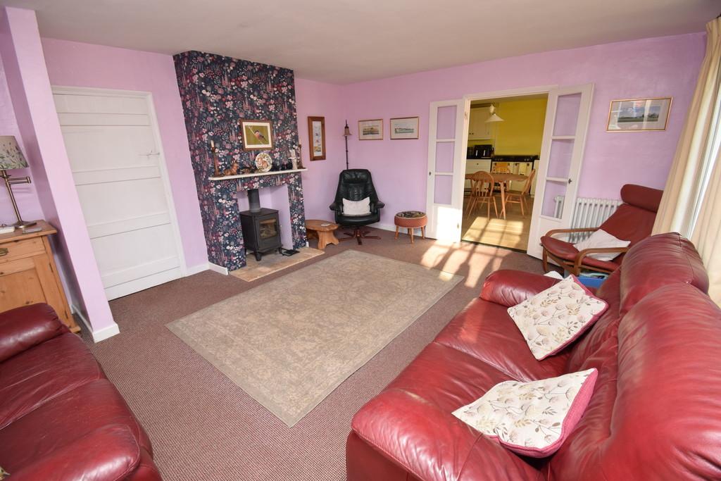 Eastbridge 4 bed semidetached house £645,000