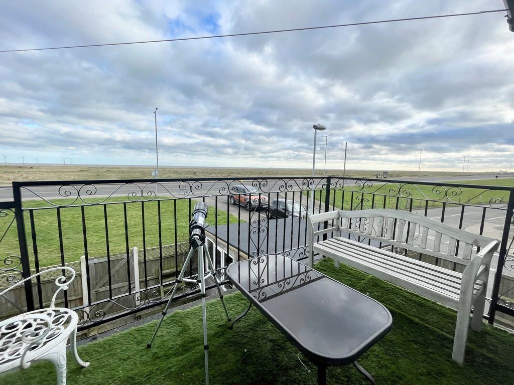 Shakespeare Road, Great Yarmouth 3 bed semidetached house £340,000