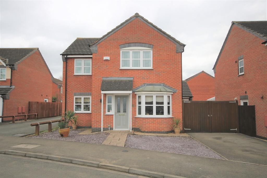 Valiant Way, Melton Mowbray 4 bed detached house for sale £360,000