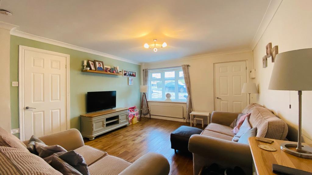 Sharpley Drive, Seaham, SR7 0LE 2 bed semidetached house £155,000