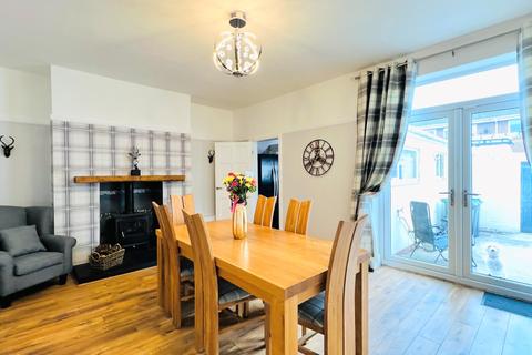 15 Byron Terrace, Seaham, SR7 0HX
