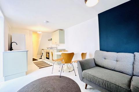 2 bedroom flat to rent - Worsley Road, Leytonstone E11