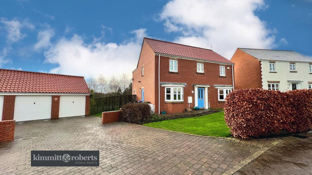 Western Park, Hawthorn, Seaham, Durham, SR7 4 bed detached house £430,000