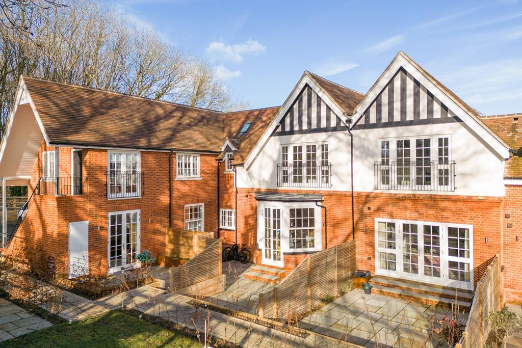 Codicote Road, Welwyn, AL6 1 bed apartment for sale £295,000