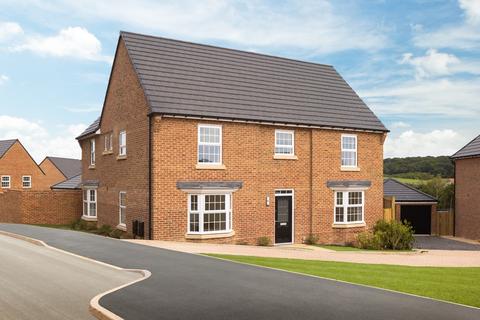 5 bedroom detached house for sale - The Henley at Donnington Heights Bastion Street RG14