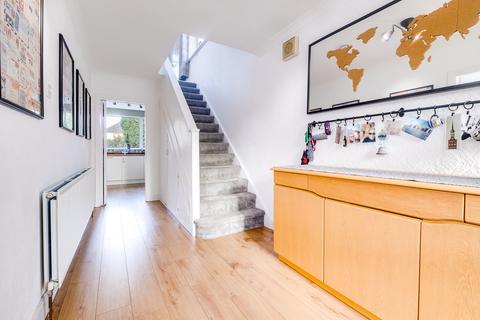3 Garnett Drive, Sutton Coldfield, B75 6AG
