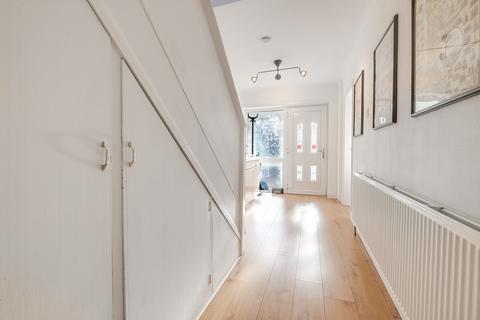 3 Garnett Drive, Sutton Coldfield, B75 6AG