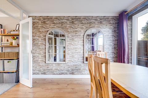 3 Garnett Drive, Sutton Coldfield, B75 6AG