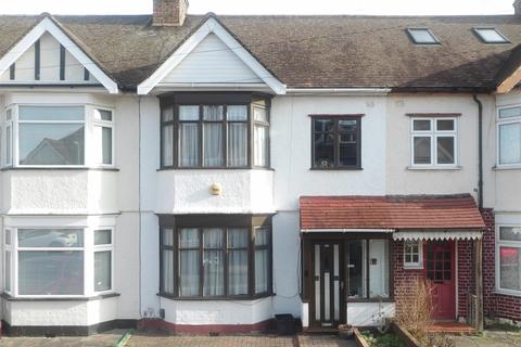 3 bedroom terraced house for sale - Mansted Gardens, Romford, Essex