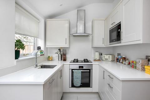 205 Grangehill Road, London, SE9 1SR
