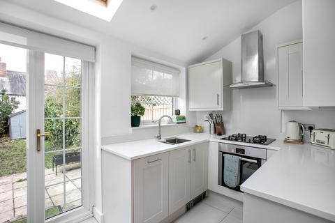 205 Grangehill Road, London, SE9 1SR