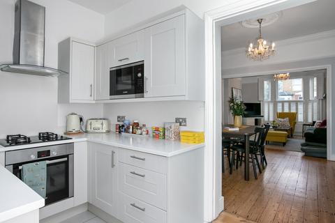 205 Grangehill Road, London, SE9 1SR