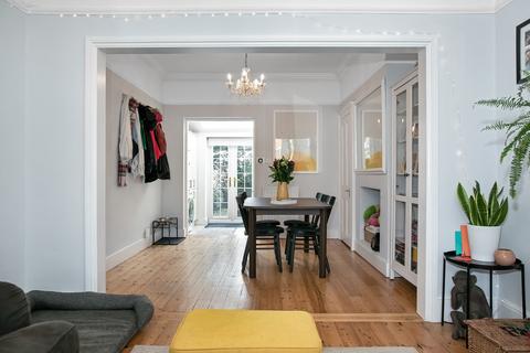 205 Grangehill Road, London, SE9 1SR