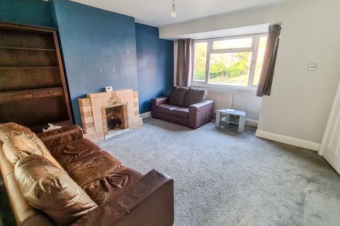 3 bedroom semi-detached house to rent - Station Parade, Kirkstall