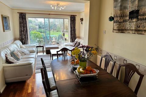41 Priors Road, Windsor, SL4 4PD