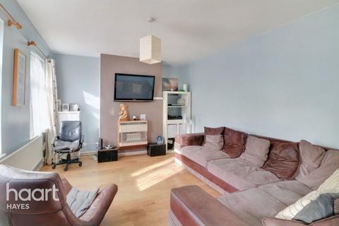 5 Rowan Place, Hayes, UB3 2EZ