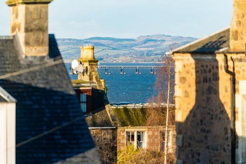 30 Albert Crescent, Newport-on-tay, DD6 8DT