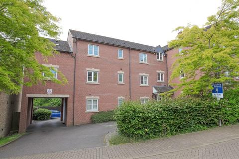 2 bedroom flat for sale, Rosemary Drive, Banbury