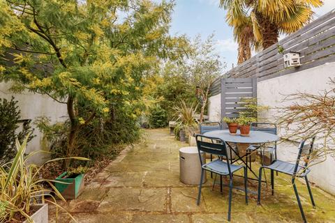67 Warwick Road, London, W5 5QE