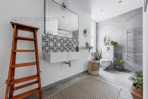 67 Warwick Road, London, W5 5QE