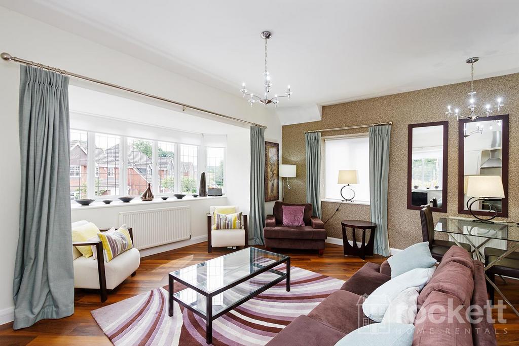 4 Kings Oak Court gwi