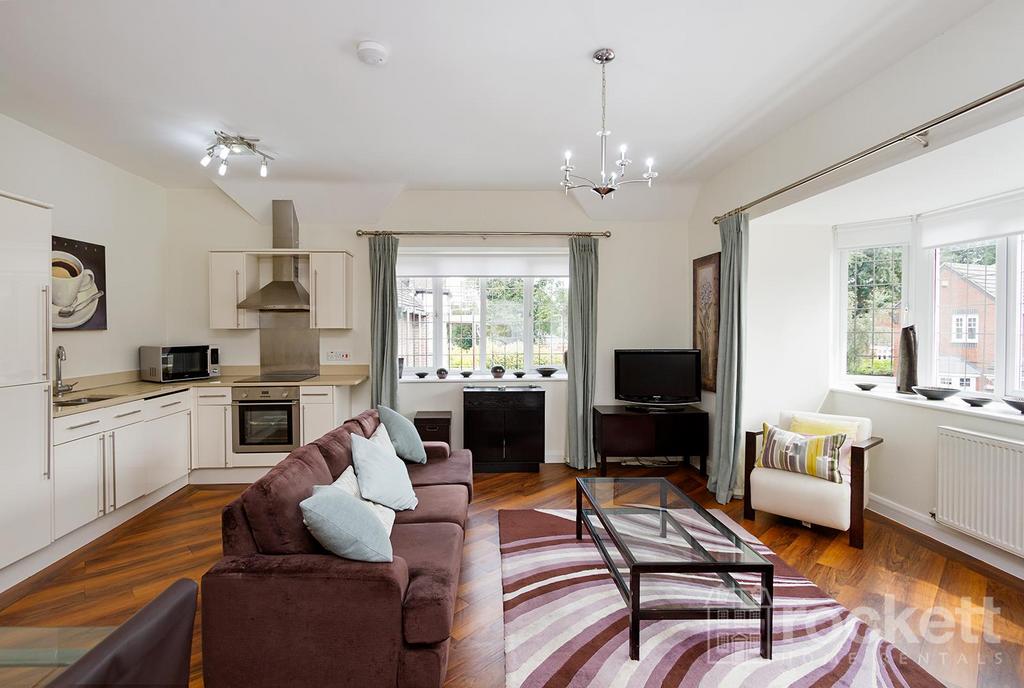 4 Kings Oak Court gwi