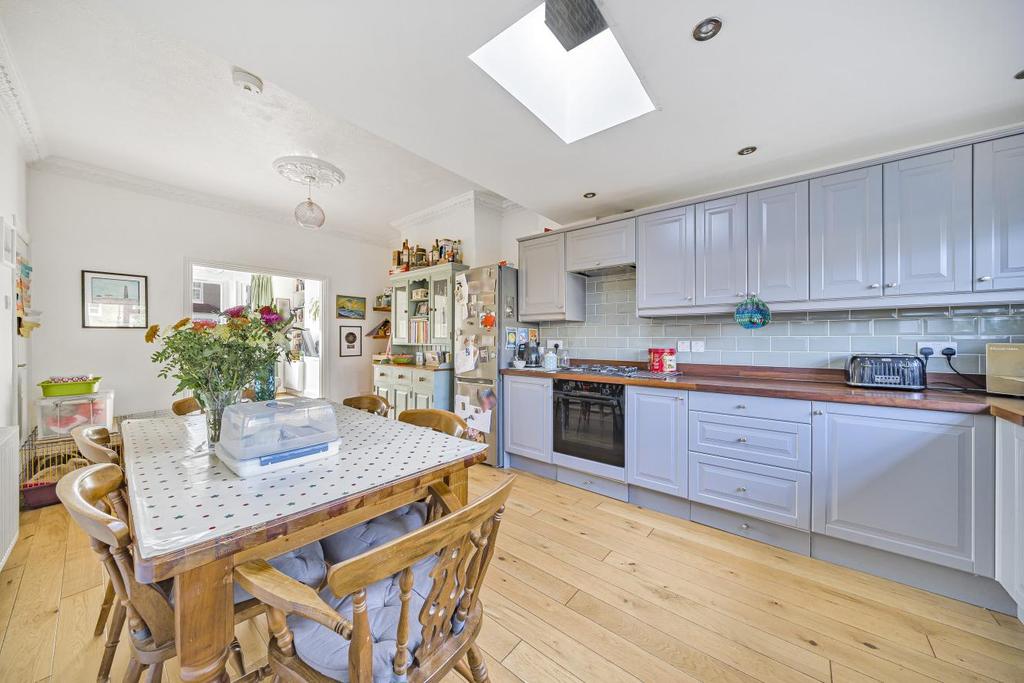 Glenfarg Road, Catford 4 bed terraced house £675,000