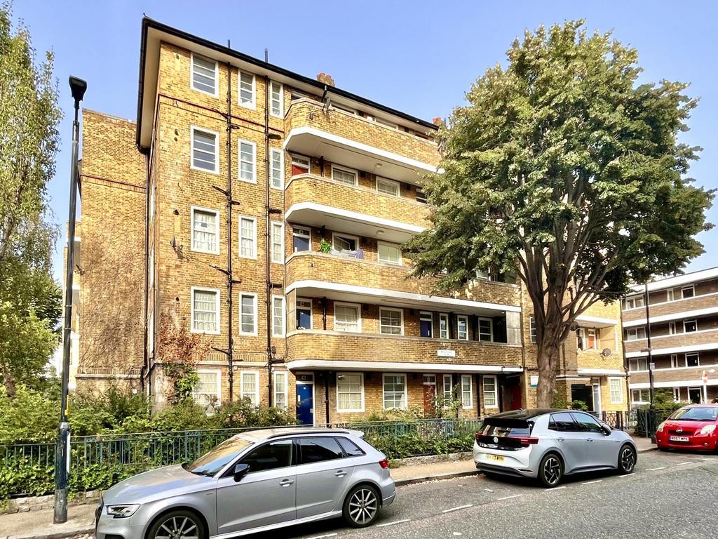 Swanley House, Kinglake Street, Walworth SE17 2 bed apartment £315,000