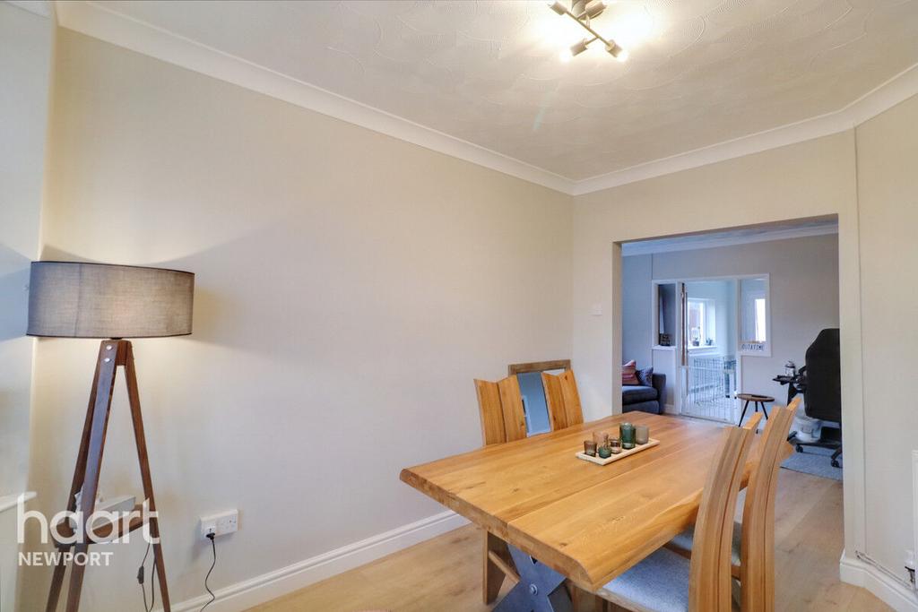 Orchard Street, Newport 3 bed semidetached house for sale £200,000