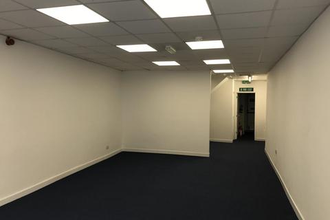 Retail property (high street) to rent - 7 Eastgate Street, GL1 1NS, Gloucester, GL1 1NS