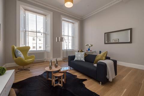 1 bedroom flat to rent, York Place, Edinburgh, EH1