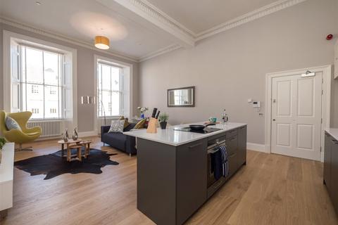1 bedroom flat to rent, York Place, Edinburgh, EH1