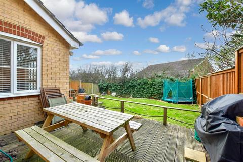 6 Major Close, Whitstable, CT5 3RE